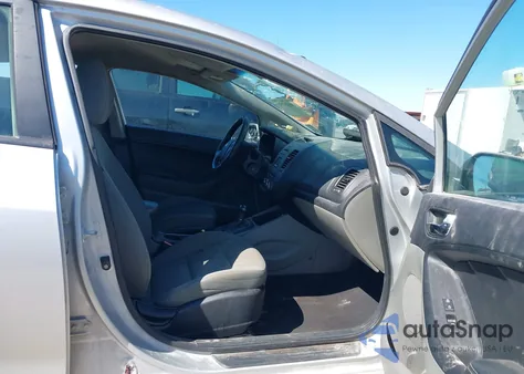 2016 Kia Forte Lx из США, поврежденный, VIN KNAFK4A6XG5539136